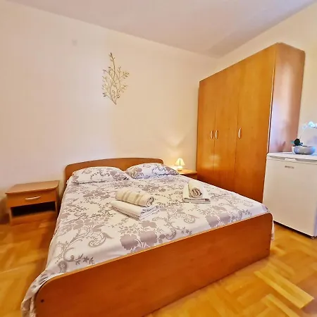 Pensionat And Porat Stobreč