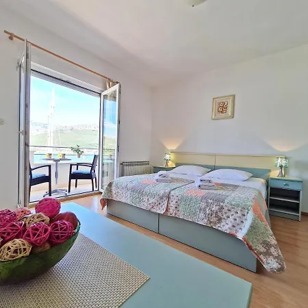 And Porat Guest house