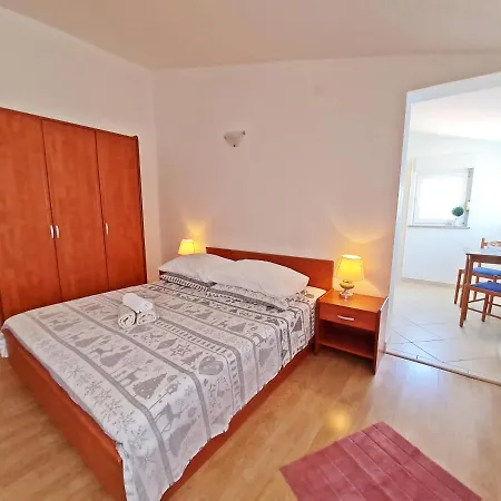 And Porat Guest house