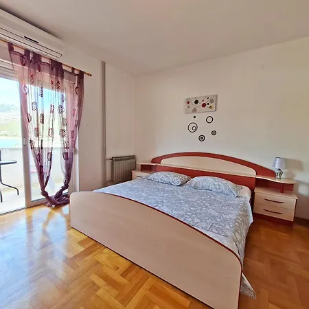 And Porat 3*