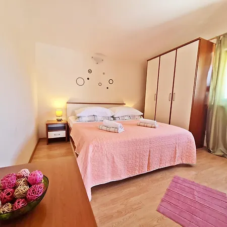 And Porat 3* Stobrec