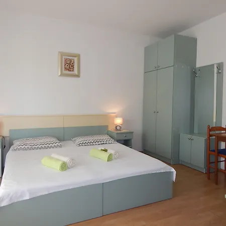And Porat Pensionat 3*