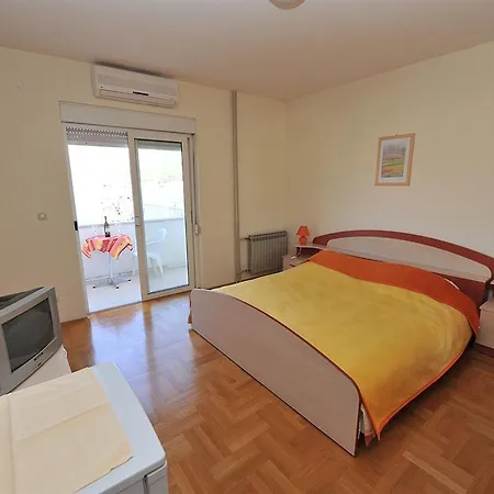 And Porat Guest house